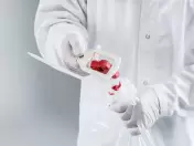 Aufhängetool überstülpen