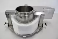 Linerträger mit Bestückungshilfe und aufblasbarer Dichtung (inkl. Halterung für die Bedienung der aufblasbaren Dichtung)